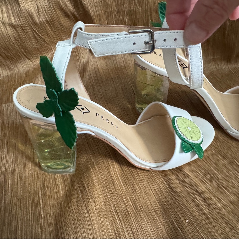 Katy Perry Rita Mojito Sandals “ice cubes” in the lucite, block heels